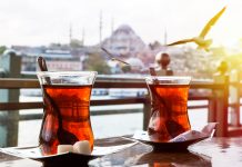 Çay Nasıl Demlenir?