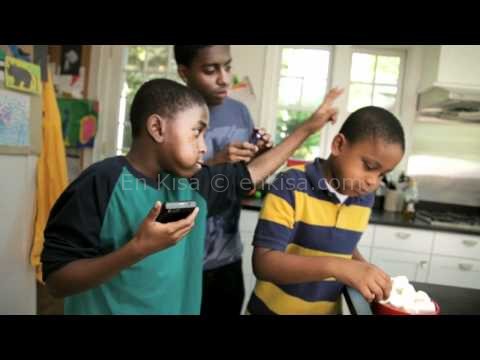 Video thumbnail for youtube video Google Voice Search artık Türkiyede