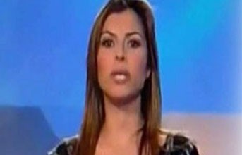 Canlı Yayında Bayılan Kadın Sunucu Videosu