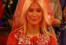 Songül Karlı Canlı Yayında Kınasını Yaptı