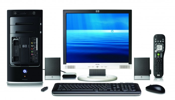 2 USB, 1 FireWire, 15 in 1, H,M, S-video, AV-in, m8060br