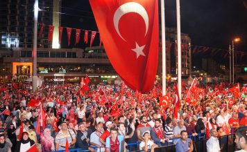 Demokrasi Nedir? Araçları Nelerdir?